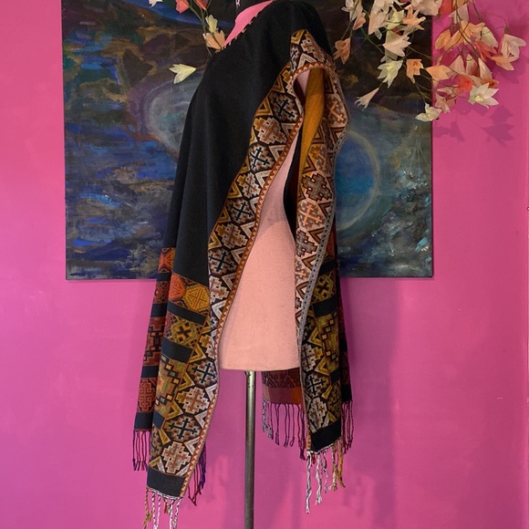 Beautiful Bohemian Fringed Tunic Poncho Loungewear Layering Dress w/ Open Sides - Picture 2 of 10